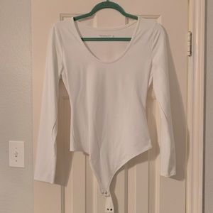 Abercrombie & Fitch long sleeve scoop neck bodysuit